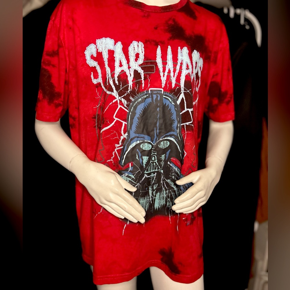 Star Wars Red Graphic Tee